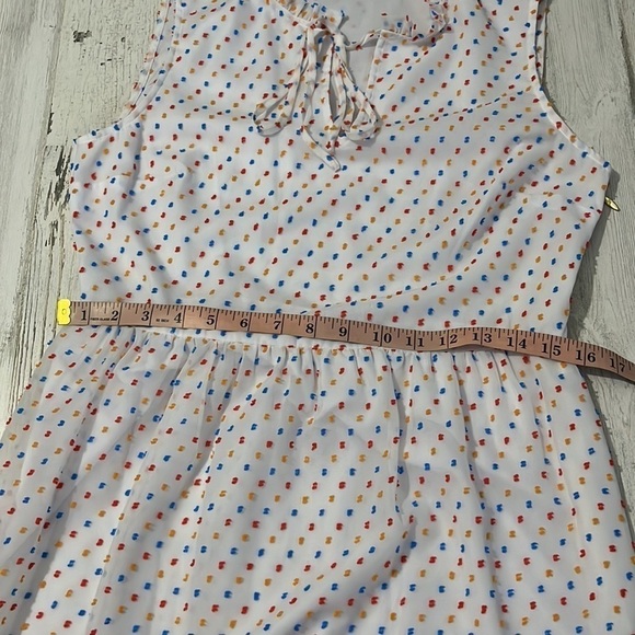 Draper James White Swiss Dot Tiered Dress Size 10 - Picture 12 of 13